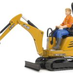 62002 Bruder JCB Micro graafmachine 8010 CTS met bestuurder