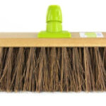 0203910600 Linea straatbezem gelakt hout mengeling bassine ca 30cm