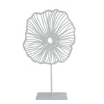 Sculptuur Aoife L op standaard off-white metaal 25x8x49cm
